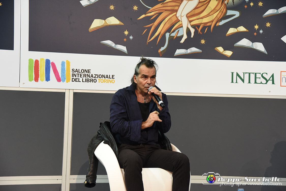 VBS_0618 - Salone del Libro di Torino - 33.ma edizione - 15 Ottobre 2021.jpg